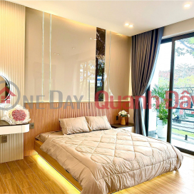 Siêu phẩm 3 tầng 3 mê đường Nguyễn Hữu Thọ - Hải Châu -Tp ĐN _0