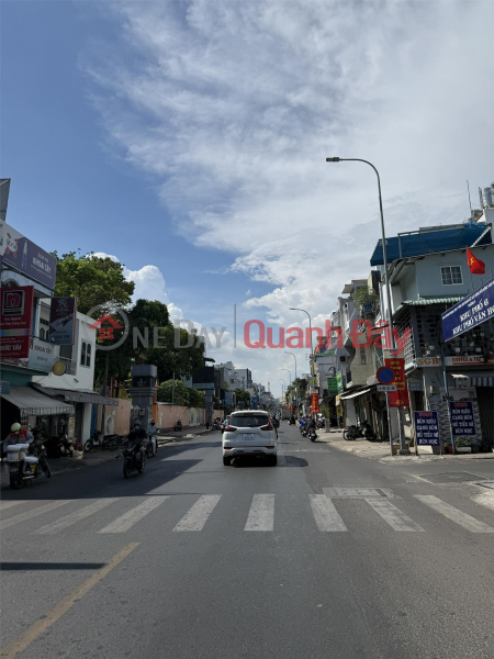 đ 15.79 Billion, **House for sale on frontage of ward 10, Tan Binh, Lac Long Quan frontage (4*19.2) 15 billion