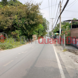 Owner selling a house with a frontage on Nhi Binh 8 Street, Hoc Mon, 100m2, accessible road, near the market, price 2.6 billion VND. _0