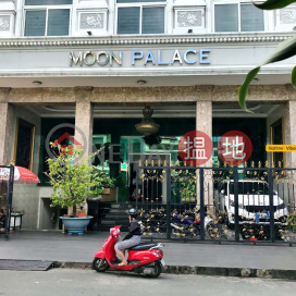 Moon palace|Moon palace