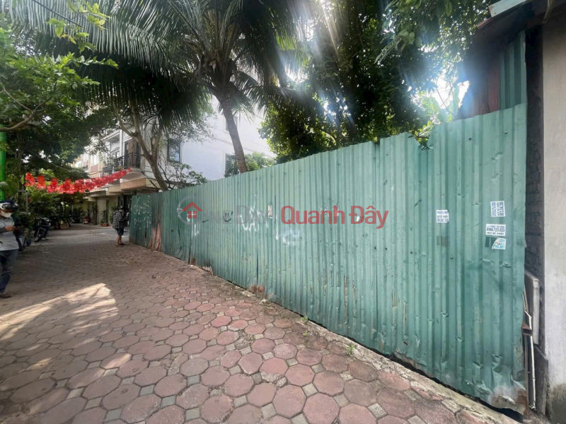 Property Search Vietnam | OneDay | Residential Sales Listings BEAUTIFUL LAND WITH WIDE FRONTAGE - CORNER LOT WITH LAKE VIEW, INVESTMENT PRICE - SUPER BEAUTIFUL AREA FOR BUILDING.<br \\/> I'M LAYING RIGHT ON