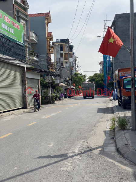 Selling 66m2 X4 Hamlet Doai - Kim No, asphalt road, car pavement, price is slightly higher than 3 billion. Contact 0981568317 Sales Listings