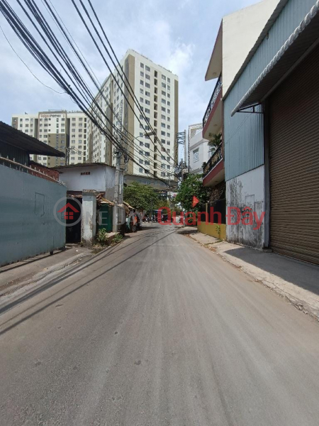 FACTORY FOR SALE 210M2 - HUONG LO 2 - BINH TAN - AVOID TRUCK - ONLY 9.2 BILLION, TL Sales Listings