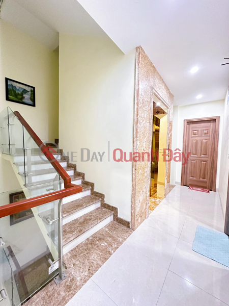 House for sale in Yen Lac, 162m2, 6 elevator floors, 6.7 m area, 27.8 billion, 7-seat car to enter the house Sales Listings