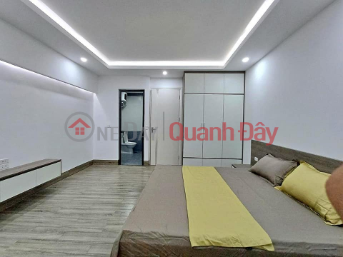 Kim Ma plot, Ba Dinh, area 38m* frontage 3.5m, 6 floors, alley for cars to park at the door, price slightly over 11 billion _0