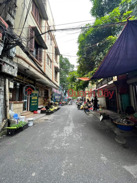 HIDDEN HOUSE FOR SALE DUY TIEN - THANH XUAN Area: 55M2 X 4 FLOORS, FRONTAGE 4.4M Sales Listings