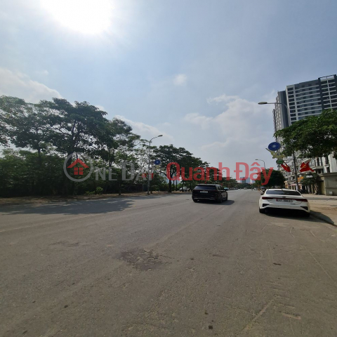 Resettlement in Trau Quy, Gia Lam, Hanoi. Area 61m2, frontage 5m, road 13m, investment price. Contact 0989894845 _0