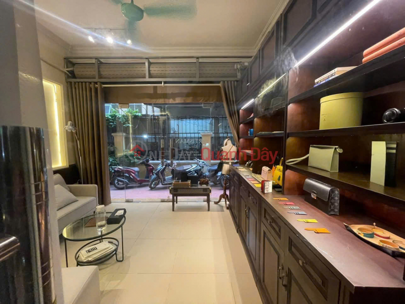đ 40.5 Billion | House for sale on Ly Nam De, 66m², 6 floors, 2 open spaces, with elevator - only 40.5 billion - super rare in the center of Hoan Kiem