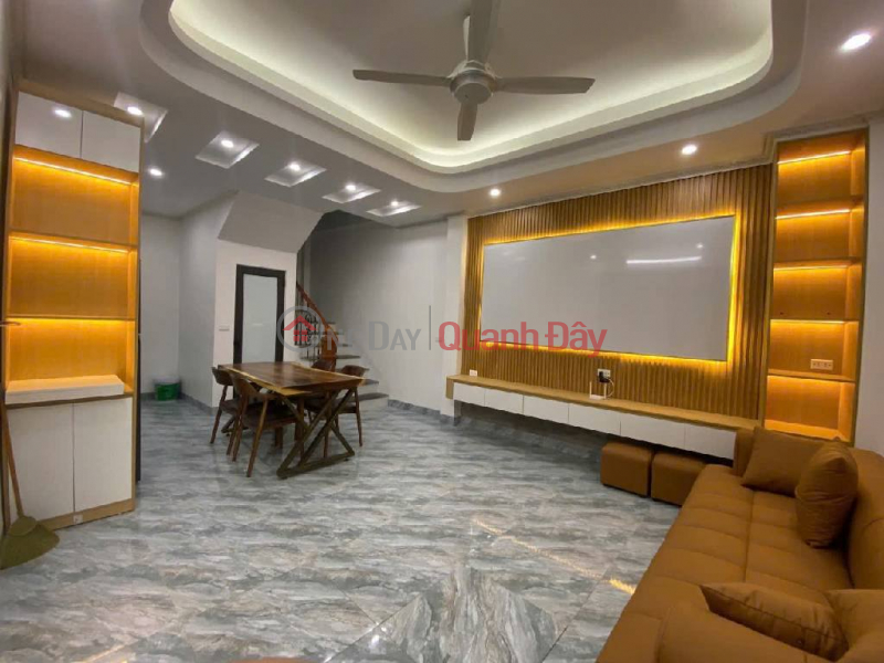 BINH MINH THANH OAI 35M2 OVER 3 BILLION - FULL INTERIOR - BEAUTIFUL RED BOOK - NEAR MARKET - NEAR SCHOOL - CAR PARKING AT THE GATE Sales Listings