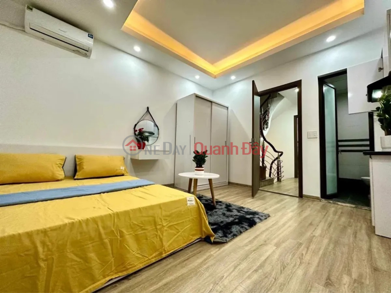BÁN NHÀ: Trần Cung 
Diện tích: 48m2 / 5 tầng / MT 4m / GIÁ 7.8 tỷ Việt Nam | Bán đ 7,8 tỷ