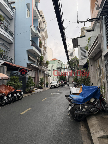 đ 9,6 tỷ **Bán nhà Hẻm 62 Trương Công Định, p14, Tân Bình; (4*14) 5 tầng đẹp - 9,6 tỷ