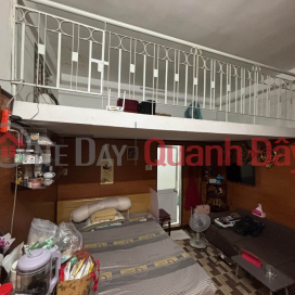 D2296 Sập Sàn Căn Hộ Mặt Tiền Lê Văn Sỹ Ngay Sát Sân Bay Giá 1.X Tỷ ️ _0