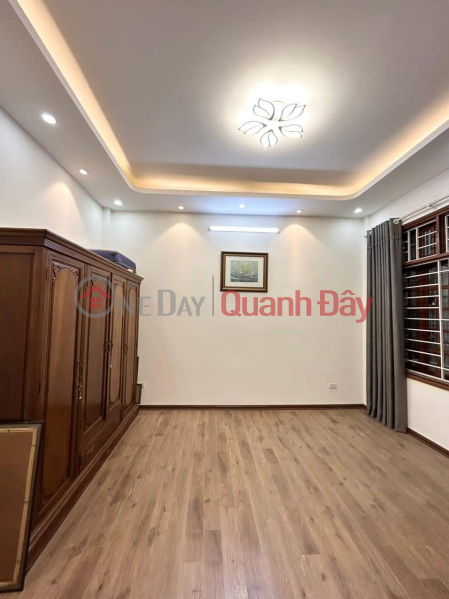 House for sale right at DOI CAN - BA DINH - Near CAR - BUSINESS - More than 6 BILLION Sales Listings