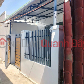 Nhà riêng bán tại Lê Thị Hồng Gấm, 680 triệu, 75m2, hàng hiếm giá tốt _0