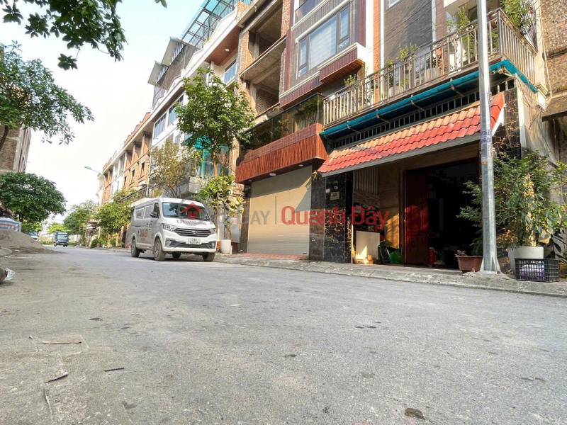 đ 8.6 Billion, Lien Ke Loc Ninh, 4-storey house with rough construction for only over 8 billion - Area: 67.5m x 4 floors