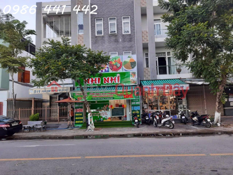 OWNER FOR RENT THE WHOLE GROUND FLOOR OR 2 FLOORS OR ALL 3 FLOORS OF 2-FACADE HOUSE 511 PHAN DINH PHUNG _0