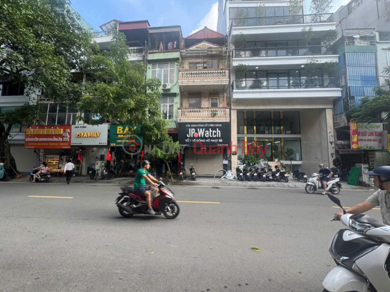 8-STOREY OFFICE BUILDING FOR SALE WITH ELEVATOR – FRONTAGE ON DONG ME STREET – HUGE FRONTAGE 9M – AREA 130M2, PRICE HAS BEEN REDUCED Sales Listings