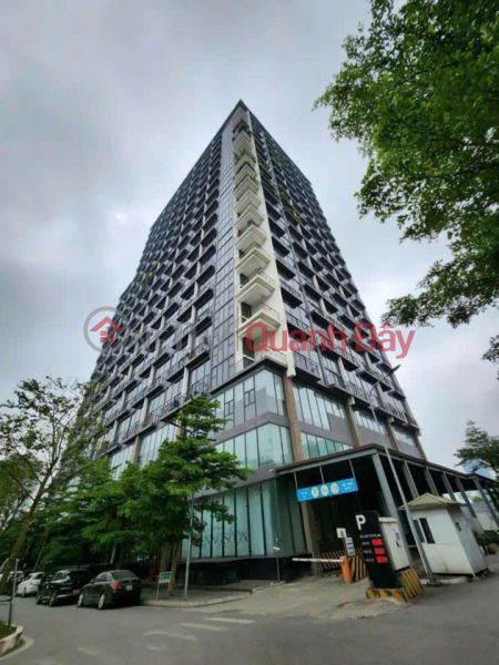 DUPLEX APARTMENT 2 BEDROOMS, 2 BATH, FULL LUXURY FURNITURE - CENTER OF TAY HO Sales Listings