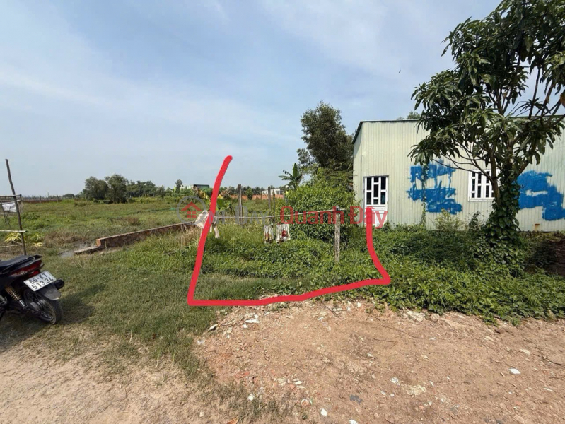 HOT HOT – CHÍNH CHỦ CẦN BÁN ĐẤT VỊ TRÍ ĐẸP TẠI Xã MỸ HẠNH NAM, HUYỆN ĐỨC HÒA, LONG AN Việt Nam | Bán, đ 180 triệu
