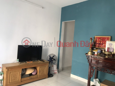 Comfortable and Comfortable Living at Level 4 House Near La Xuan Oai _0
