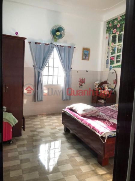 đ 6.5 Billion House for sale on Le Van Quoi street, Binh Tan, 6m wide alley, 1 strip, 69m2, 3 floors, 3 bedrooms, price 6.5 billion