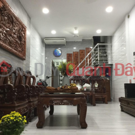 Apartment in the center of Tan Binh district 32m2 2 bedrooms 2 bathrooms only 2.7ty TL _0