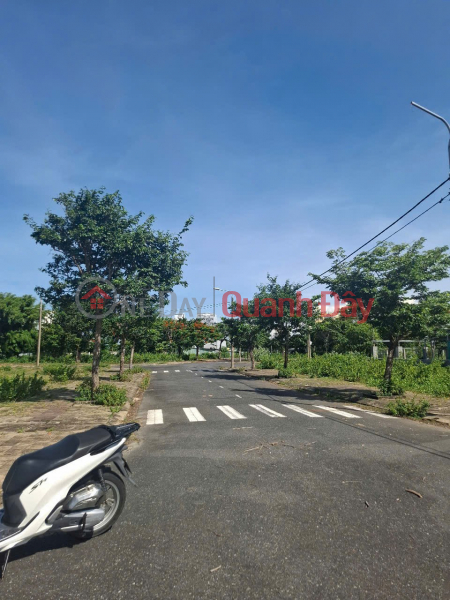LÔ GÓC 2 MẶT TIỀN - VIEW HỒ - CÁCH BIỂN 1KM - GIÁ CHỈ 3,92 TỶ Việt Nam, Bán đ 3,92 tỷ