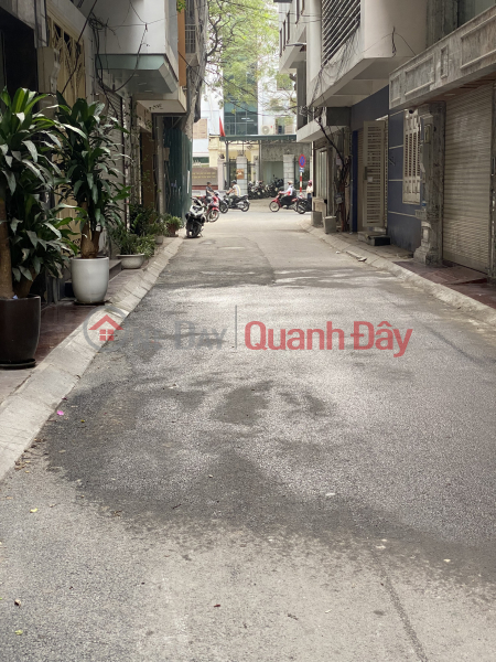 Property Search Vietnam | OneDay | Residential, Sales Listings | Nguyen Hong Subdivision, Dong Da - Close to the street - Sidewalks - Avoiding cars - Business - 50Mx4T, 12.9 Billion