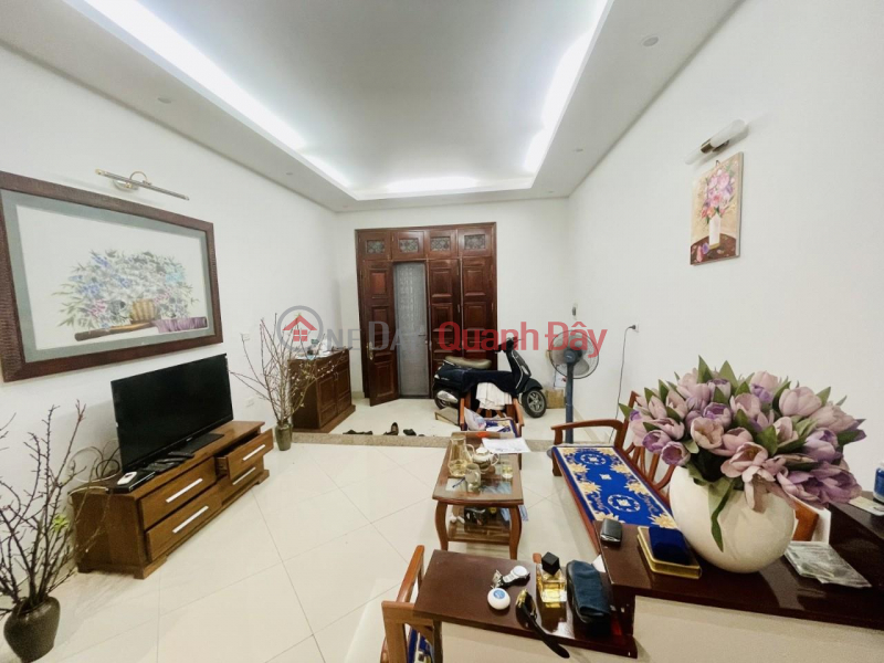 Townhouse for sale in Bach Mai, Hai Ba Trung, 33m x 4 floors, 15m from the main axis, alley connecting 2 big streets Sales Listings