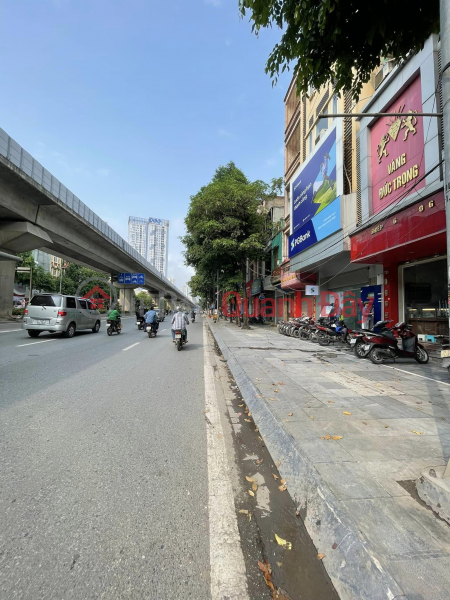 HOUSE FOR SALE ON TRAN PHU STREET, HA DONG, CENTER OF HA DONG - CARS FOR BUSINESS, WIDE SIDEWALK - HOUSE WITH TWO STREET FRONTS Sales Listings