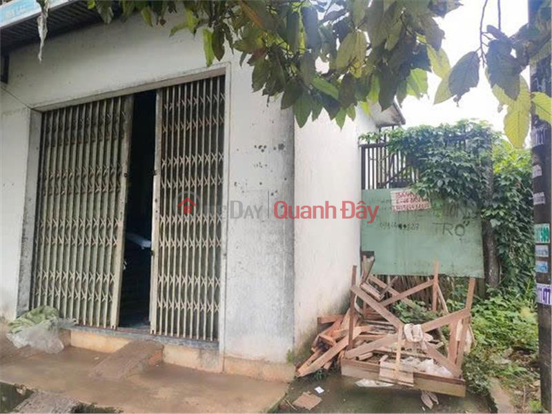 HOT HOT – URGENT SALE OF LAND WITH FREE HOUSE at Truong Chinh, Chi Lang ward, Pleiku city, Gia Lai province, Vietnam | Sales | đ 2.7 Billion