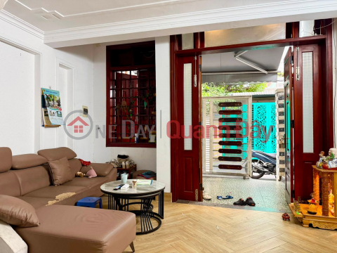 2-story house in a 6m wide paved alley accessible by car on Truong Chinh Street. _0