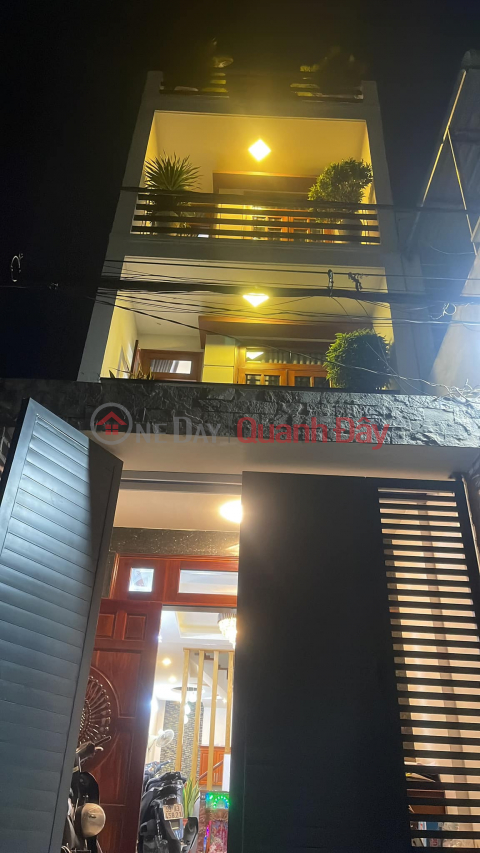 SUPER BEAUTIFUL HOUSE - HIGH QUALITY RED WOOD INTERIOR - 56M2 - 4 FLOORS - 6M ALley - A FEW HUNDRED METERS FROM AEON CITY - ROAD NO. 3 _0