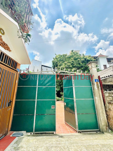 Owner sells Ngoc Thuy Long Bien lot, 71m2 land, 10m frontage, extremely beautiful, a few steps to the main road, investment price Sales Listings