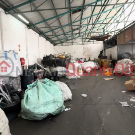 Warehouse for rent, 500m2, in Duc Giang, long-term contract, wide road access, container trucks can reach the premises, friendly rental price. _0