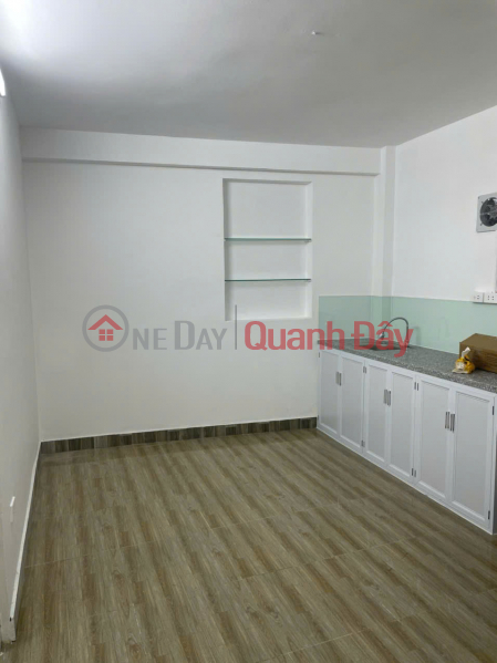 CCMN 2PN Ngõ Bạch Mai- Hai Bà Trưng. Khu BKX, 50m2, 6tr Niêm yết cho thuê