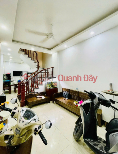 Property Search Vietnam | OneDay | Nhà ở Niêm yết bán, NHÀ ĐẸP Ở SƯỚNG PHỐ DỊCH VỌNG, NGÕ ĐẸP, GẦN Ô TÔ, GẦN PHỐ - 4T x 38M2, 8.35 TỶ