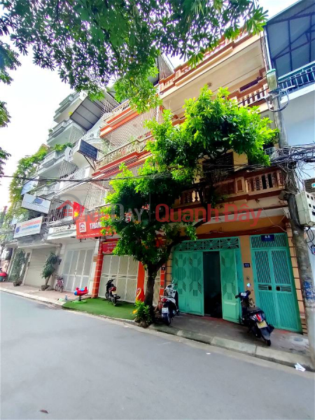 House for urgent sale Linh Nam 70m2, 4 floors, mt_5m, Offering more than 12 billion Hoang Mai Hanoi. Sales Listings