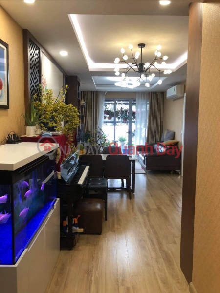 Apartment for sale at Imperial Plaza 360 Giai Phong, 80m2 - 2 bedrooms, fully furnished, southeast-facing balcony, price 6.3 billion VND. Sales Listings