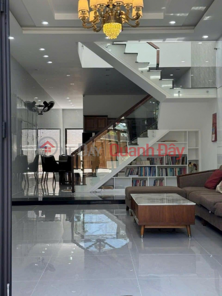 ***House for sale in 6m alley Pham Van Hai; (5*20); 2 floors; Ward 3 Tan Binh. Sales Listings