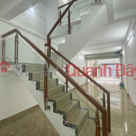 Alley house 10 meters Su Van Hanh, near Van Hanh Mall, 3 floors 4 rooms _0