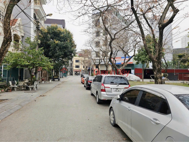 THACH BAN TOWNHOUSE – PARK VIEW – GARAGE – 5 FLOORS WITH ELEVATOR WAITING Sales Listings
