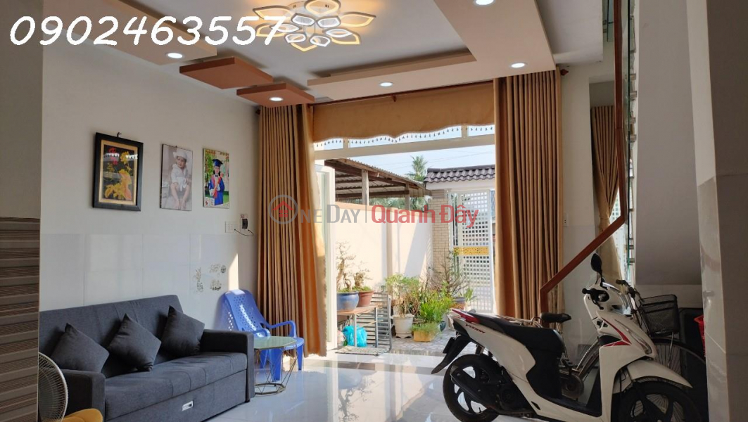 House Frontage on Truong Chinh Street - Diamond Location Sales Listings