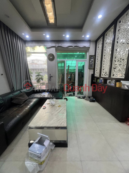Property Search Vietnam | OneDay | Residential Sales Listings, House for sale on An Duong Street, Tay Ho, Super Nice Location, Very Cheap Investment Price Only 19 billion.