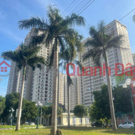 A little over 8 billion owns more than 90m of Tan Tay Do complex. Available for rent with stable cash flow. Inbox to see the house: 0916731784 _0