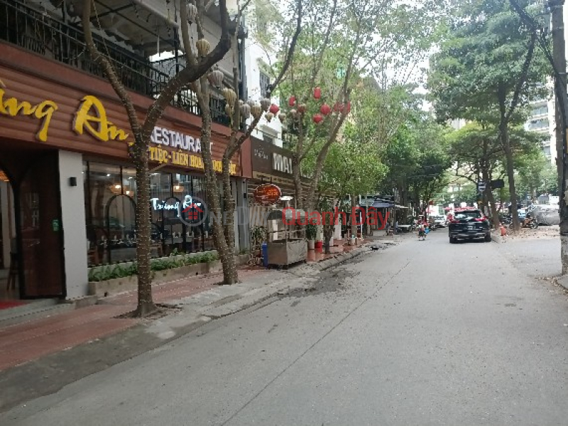Property Search Vietnam | OneDay | Residential, Sales Listings | Mac Thai To House for sale 105m2. MT 5m. Parking For Cars And Motorcycles. Desired price 19.5 billion VND