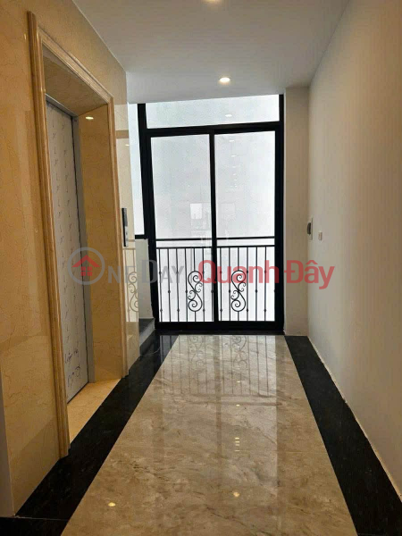 đ 29,5 tỷ | nhà đẹp, phân lô Lâm Hạ, ôtô tránh, gara 7 chỗ, thang máy, full nội thất