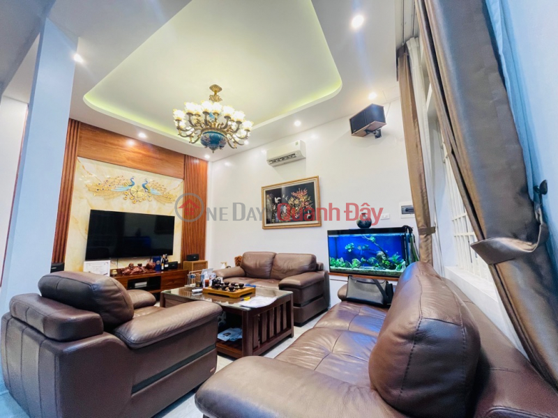 (8.6 billion) THAI THINH HOUSE FOR SALE - DONG DA CENTER - 3 STEPS TO THE STREET - NEAR CAR Sales Listings