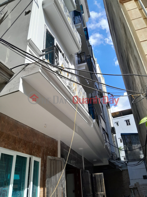 FOR SALE 7 storey house on Tran Cung and Bridge Street _0