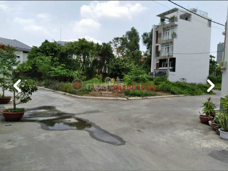 Urgent sale of 4500m2 plot of land, right on Highway 13. drive burn . Thuan An city. Binh Duong. Price is only 4 million\\/m2 Sales Listings